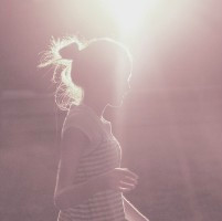 �е�СС���ȵ�Ů��ͷ�� ��λ������Ʒ�ϼ�