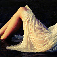 ���⾳QQͷ�� �͸�����ϲ��Ψ����Ů��