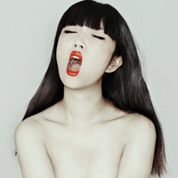 ����ɫŮͷ�ٴ���Ϯ ����ѡ�ʺ���ķ��