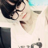 ����ɫŮͷ�ٴ���Ϯ ����ѡ�ʺ���ķ��