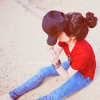 �ɰ�����ͷ�� ����Ψ��·���ϵ�Ů����