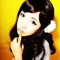 �ɰ�����ͷ�� ����Ψ��·���ϵ�Ů����