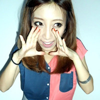 �ɰ�����ͷ�� ����Ψ��·���ϵ�Ů����