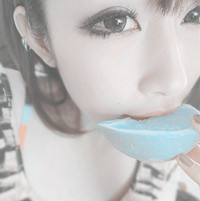 ����ɫŮ��ʱ������ͷ�� ���صĸ���ɫ��