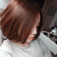 ����ɫŮ��ʱ������ͷ�� ���صĸ���ɫ��