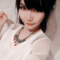 ����ɫŮ��ʱ������ͷ�� ���صĸ���ɫ��