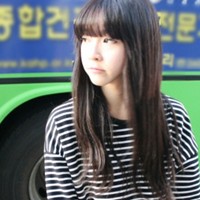 100��������ʱ����ɰ��Ƶ�Ů������ͷ��