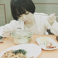 100��������ʱ����ɰ��Ƶ�Ů������ͷ��