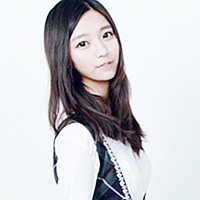 100��������ʱ����ɰ��Ƶ�Ů������ͷ��