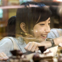 ���ڷ�������Ů��ͷ�� �����⾳��ɰ����