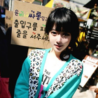 ����Ů������ʱ��ͷ�� �ɰ�����Ϊ�������