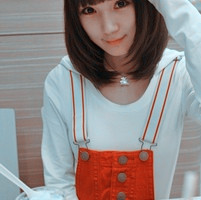 ����Ů������ʱ��ͷ�� �ɰ�����Ϊ�������