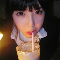 ����Ů������ʱ��ͷ�� �ɰ�����Ϊ�������