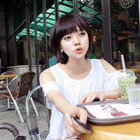 ���ֿɰ� ʱ�л������Ů��ͷ�����