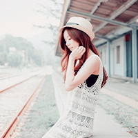 ����һ��Ψ���⾳ͷ�� ĭ�s����������ͷ��