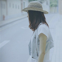 ����һ��Ψ���⾳ͷ�� ĭ�s����������ͷ��