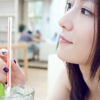 ������⾳��������Ů��������ͷ��