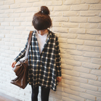 ��ϵ����Ů�˶��� �Ͼ��ʺܸߵ�Ů��ͷ��