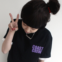 ��ϵ����Ů�˶��� �Ͼ��ʺܸߵ�Ů��ͷ��