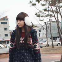 ��ϵ����Ů�˶��� �Ͼ��ʺܸߵ�Ů��ͷ��