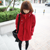 ��ϵ����Ů�˶��� �Ͼ��ʺܸߵ�Ů��ͷ��