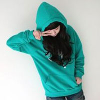 ��ϵ����Ů�˶��� �Ͼ��ʺܸߵ�Ů��ͷ��