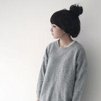 ��ϵ����Ů�˶��� �Ͼ��ʺܸߵ�Ů��ͷ��