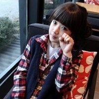 ��ϵ����Ů�˶��� �Ͼ��ʺܸߵ�Ů��ͷ��