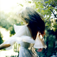 �⾳���� ���µ��ŵ�Ů��Ψ��ͷ��