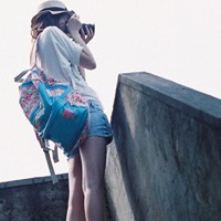 �������Ů��LOMOΨ��ͷ�����