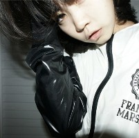 İС������ɰ�Ů������ͷ��70����