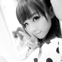 ����ʵ��Ů���ڰ�ɫ�ʻ��ͷ�� ���ѷ����ṩ