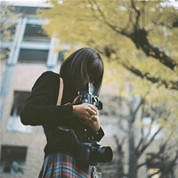 ���ַ�񲻶�� �������Ů��ͷ��