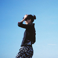 80�ż�Լ���Ů��ͷ�� ÿ�ܾ��ʾ���