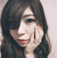 �����Ƿϵ�ŷ�����ڰ�Ů��ͷ��