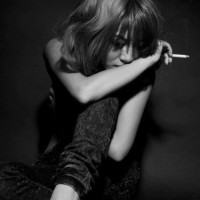 �����Ƿϵ�ŷ�����ڰ�Ů��ͷ��