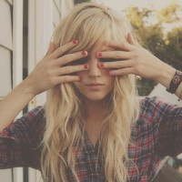 �����Ƿϵ�ŷ�����ڰ�Ů��ͷ��