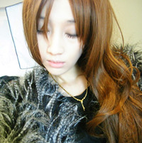 ���˵ķ�����Ů��QQͷ�� ��һ���˸�������Ҫռ��