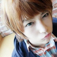 ��򵥵�����������QQͷ�� 