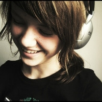 �Ƿ����Ըе�Ů���ռ�ͷ��ͼƬ_����һ���˲�����ǹµ� 