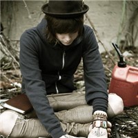 ������ഺ������������������ͷ�� 