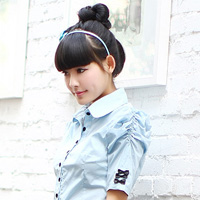 �������������ɰ�Ů������ͷ��΢Цȫ�г���ԭ�¹�ȥ�Ĳ���