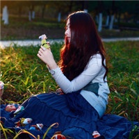 ����������覵ķ���������Ů��ͷ�� 