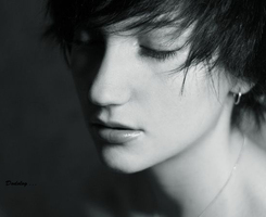 �Ǿ�����Ӻڰ���ҹ���п�ʼ 