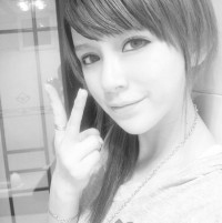 ����Ƹе�Ů��_Ī������� - QQŮ��ͷ���ȫ