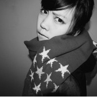 �����΢Ц������Ů������ͷ��_�����Ű�����ǿ����ػ�