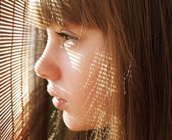 ��˼�㲵ķ���������Ů��ͷ�� 