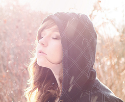 ��˼�㲵ķ���������Ů��ͷ�� 