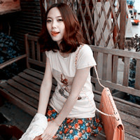 ���Ĵ�����ı��°���ɫͷ��