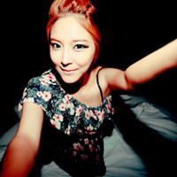 ���վ����Ǹ�Ů�� �����͵�Ů��ͷ��